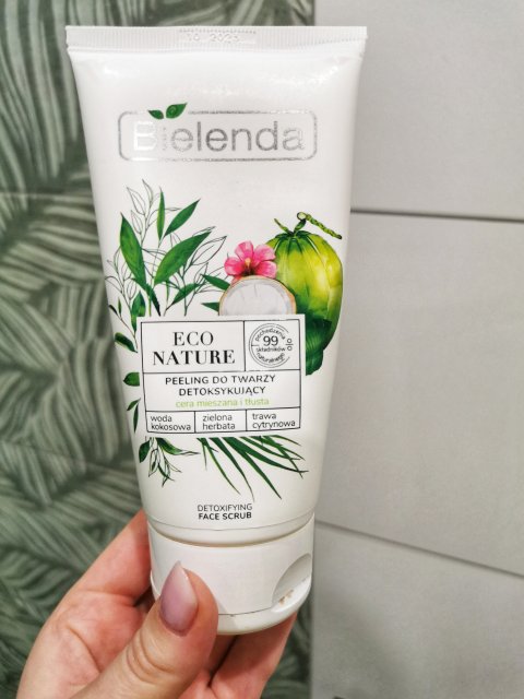 Bielenda Eco Nature, Peeling do twarzy, Detoksykujący, Woda kokosowa + zielona herbata + trawa cytrynowa