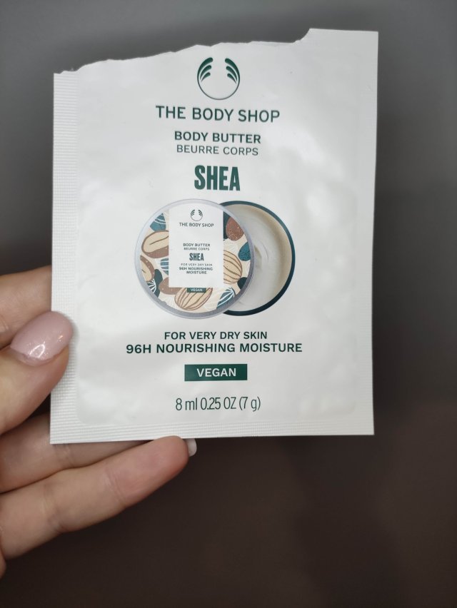 akcja denkowanie! grudzień - kosmetyki w świątecznych opakowaniach i świątecznych kolorach 🎄❄️⛄🎀🎁🎅