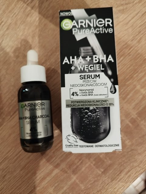 Garnier Pure Active, Serum do twarzy, AHA + BHA + Węgiel, Przeciw niedoskonałościom