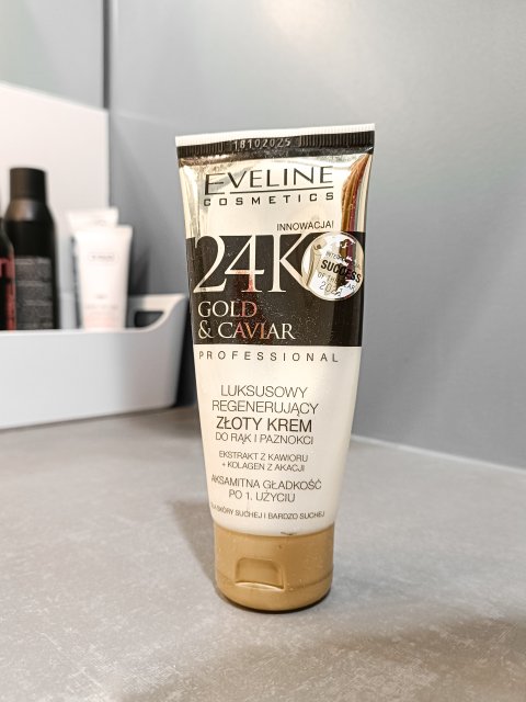 Eveline 24 K Gold, Krem do rąk i paznokci, Luksusowy regenerujący złoty, Ekstrakt z kawioru & Kolagen z akacji