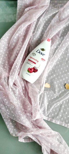 Dove Żel pod prysznic, Rejuvenating, Cherry & Chia Milk 