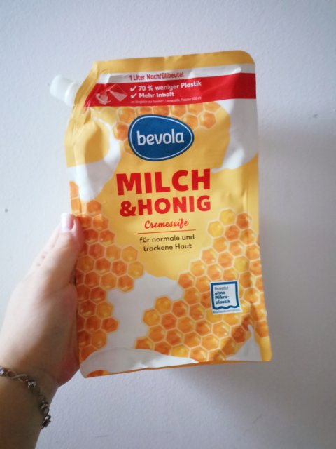 akcja denkowanie! grudzień - kosmetyki w świątecznych opakowaniach i świątecznych kolorach 🎄❄️⛄🎀🎁🎅