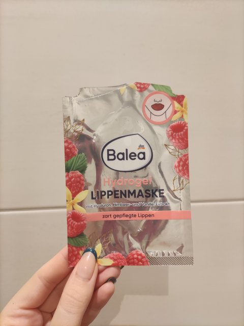 akcja denkowanie! grudzień - kosmetyki w świątecznych opakowaniach i świątecznych kolorach 🎄❄️⛄🎀🎁🎅