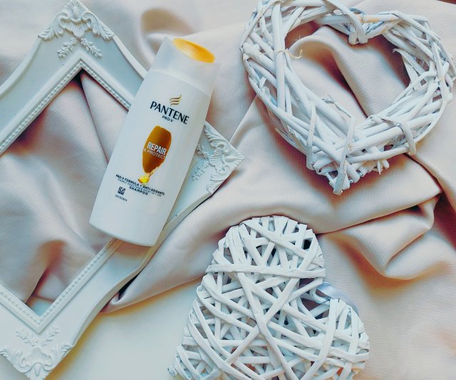 Pantene Pro-V Repair & Protect, Szampon do włosów
