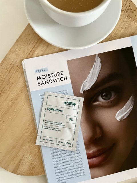 Hydratore Intensywnie nawilżający krem do twarzy z kwasem migdałowym 5%