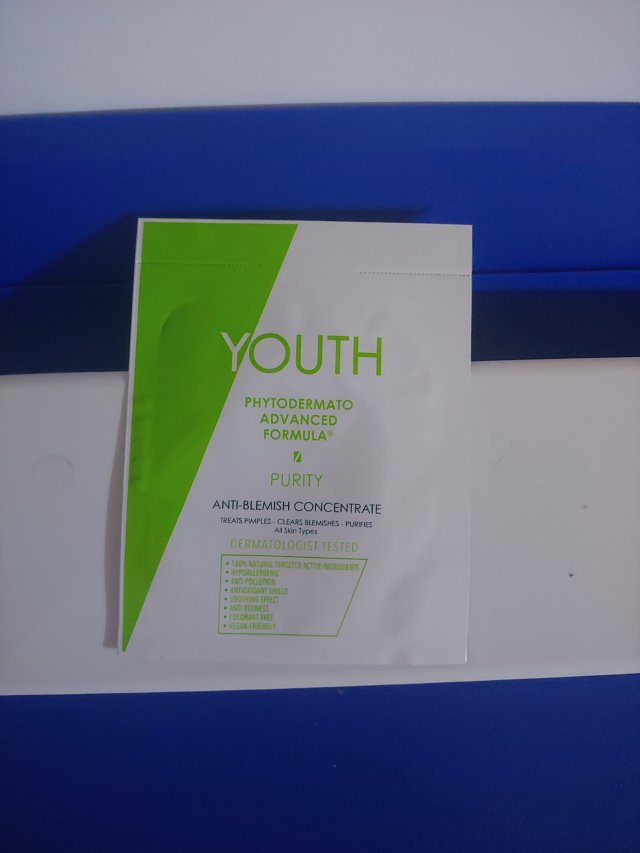 Youth S.A. Phytodermsto advanced formua, purrity, anti- blemish concentrate