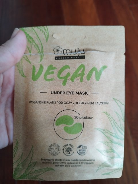 Muju Płatki pod oczy, Vegan, Z kolagenem i aloesem 