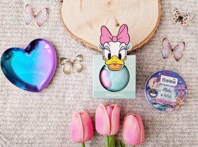 Isana Kula do kąpieli, Kaczka Daisy, Turkusowa, Z serduszkiem, Zapach jabłek 