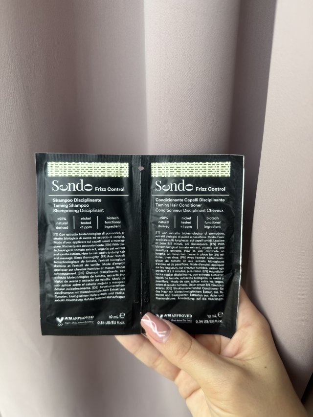 Próbki szamponu i odżywki 