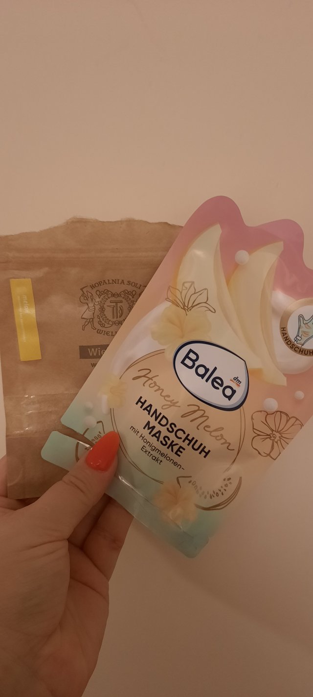 akcja denkowanie! grudzień - kosmetyki w świątecznych opakowaniach i świątecznych kolorach 🎄❄️⛄🎀🎁🎅