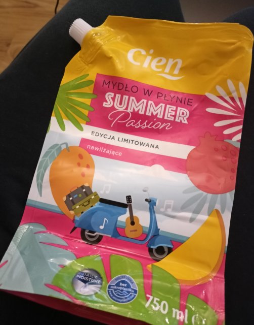 akcja denkowanie! grudzień - kosmetyki w świątecznych opakowaniach i świątecznych kolorach 🎄❄️⛄🎀🎁🎅