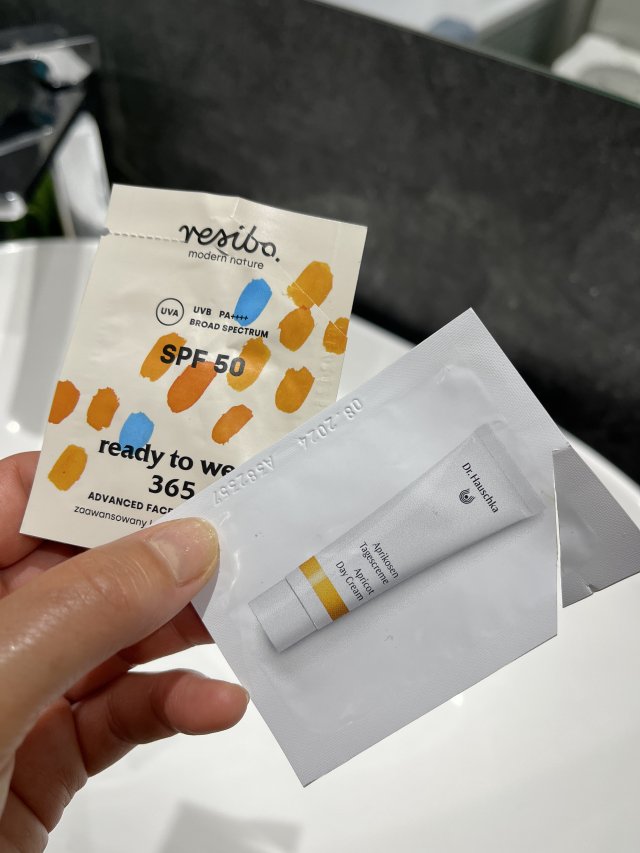 akcja denkowanie! grudzień - kosmetyki w świątecznych opakowaniach i świątecznych kolorach 🎄❄️⛄🎀🎁🎅