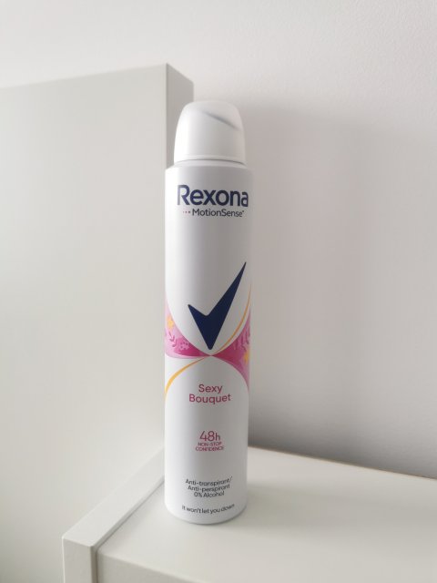 Rexona Antyperspirant w sprayu MotionSense, Sexy Bouquet 