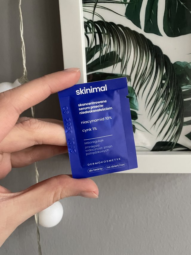 skinimal Serum do twarzy, Skoncentrowane, Przeciw niedoskonałościom, Dzień/noc, Niacynamid 10%, Cynk 1%