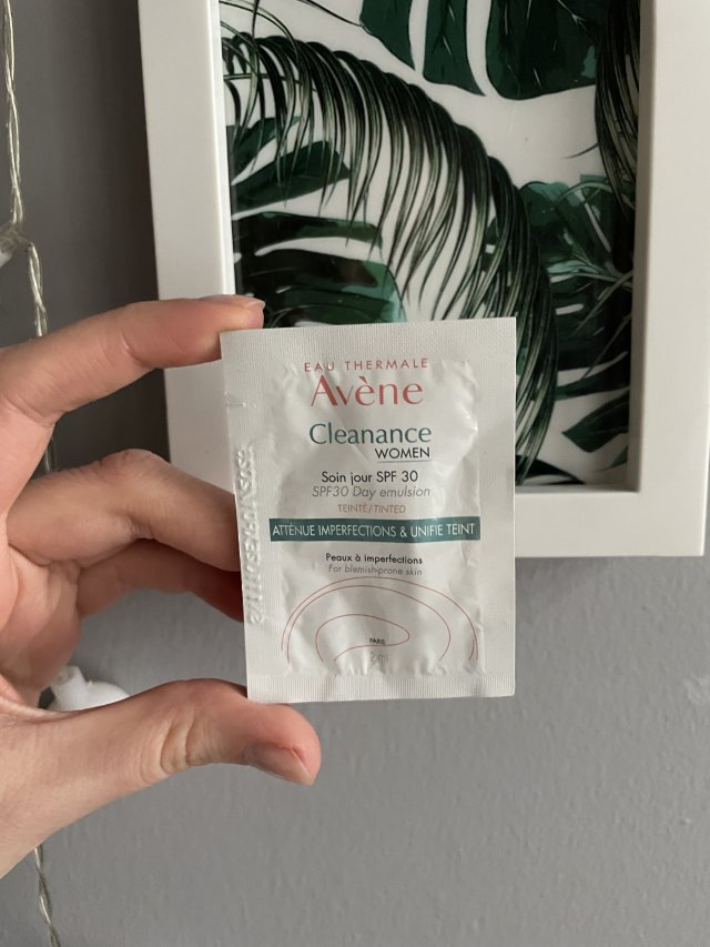 Avène Cleanance Women, Emulsja do twarzy, Koloryzująca, Na dzień, SPF 30