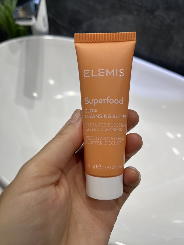 akcja denkowanie! grudzień - kosmetyki w świątecznych opakowaniach i świątecznych kolorach 🎄❄️⛄🎀🎁🎅