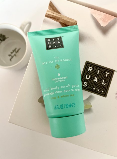 Rituals, delikatny peeling do ciała, Glinka i biała herbata, The Ritual of Karma