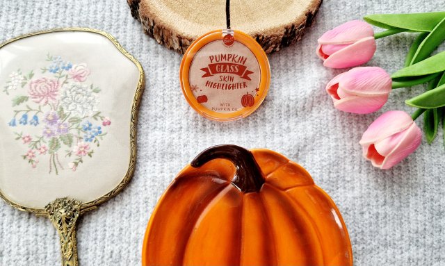 Bell Spicy Pumpkin, Rozświetlacz do twarzy i ciała, Pumpkin Glass Skin Highlighter, nr 01 Spicy Glow