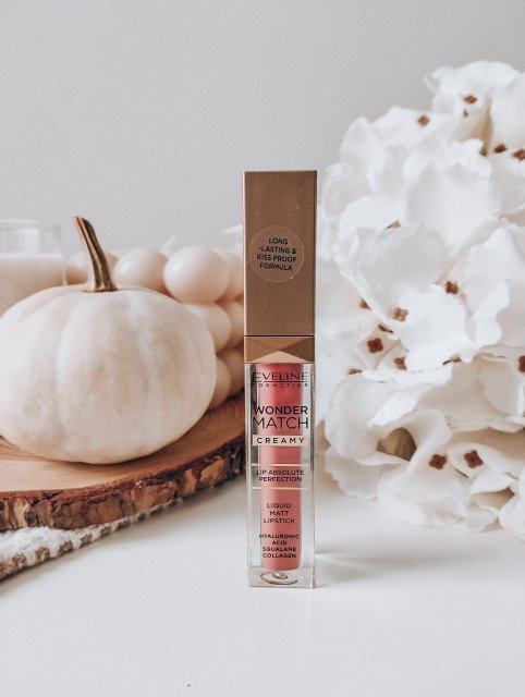 Eveline Wonder Match, Creamy, Pomadka do ust w płynie, Matowa, nr 09 Dream Nude