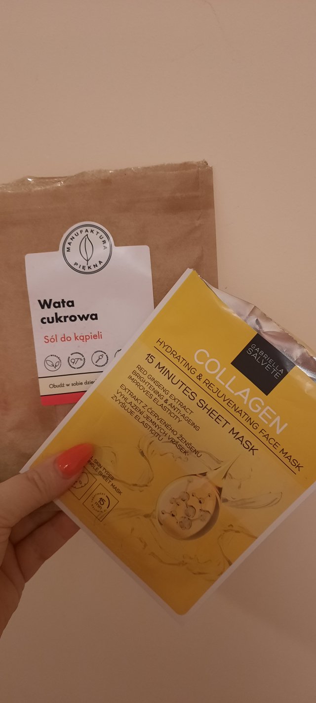 akcja denkowanie! grudzień - kosmetyki w świątecznych opakowaniach i świątecznych kolorach 🎄❄️⛄🎀🎁🎅