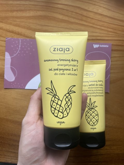 Ziaja Ananasowy trening skóry, Żel pod prysznic do ciała i włosów, 2w1, Energetyzujący