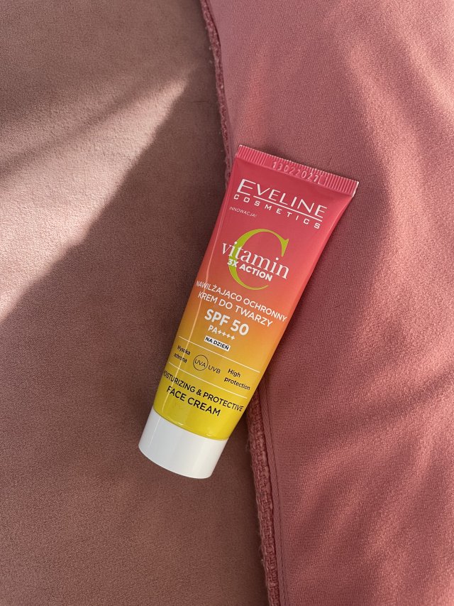 Eveline Vitamin C 3xAction, Krem do twarzy, Nawilżająco-ochronny, Na dzień, SPF 50