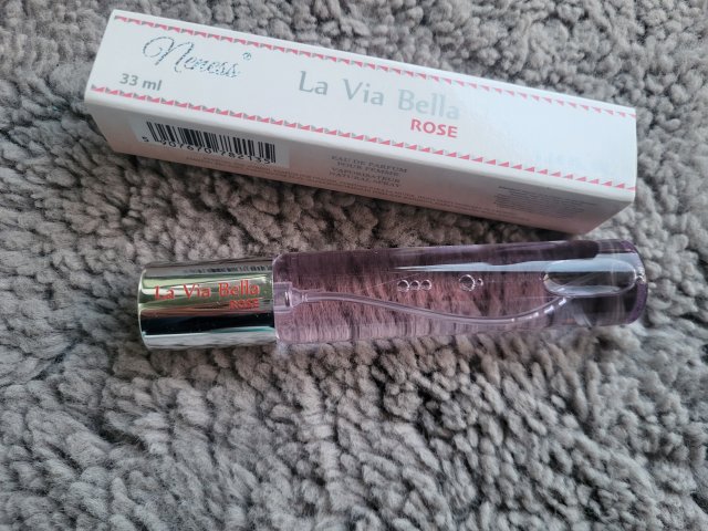 Neness Woda perfumowana, nr 211 La Via Bella Rose