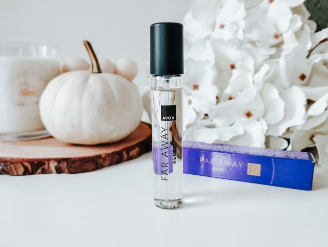 Avon Woda perfumowana, Far Away Rebel EDP