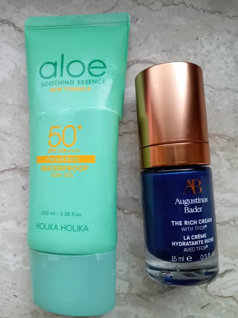 akcja denkowanie! grudzień - kosmetyki w świątecznych opakowaniach i świątecznych kolorach 🎄❄️⛄🎀🎁🎅