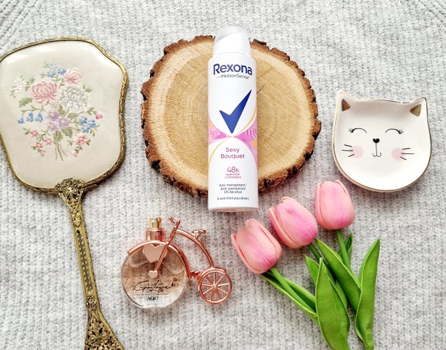 Rexona Antyperspirant w sprayu MotionSense, Sexy Bouquet 