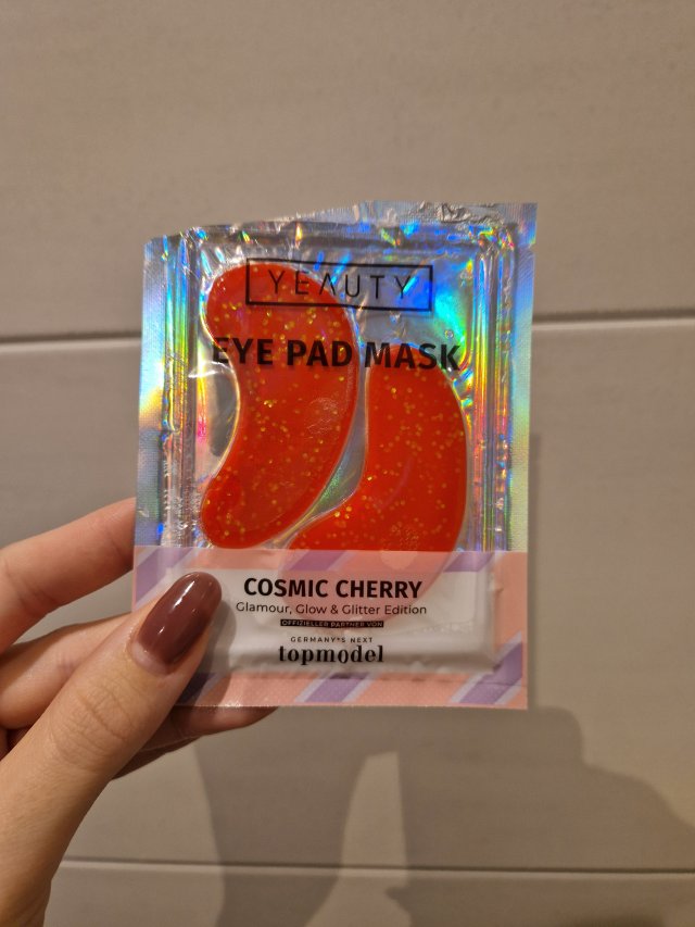 akcja denkowanie! grudzień - kosmetyki w świątecznych opakowaniach i świątecznych kolorach 🎄❄️⛄🎀🎁🎅