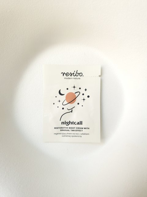 Resibo Krem do twarzy, Nightcall, Regenerujący, Z efektem subtelnej opalenizny, Na noc