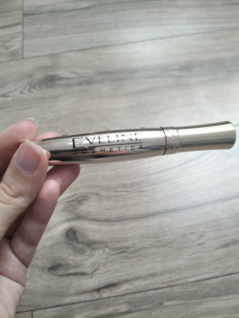 Eveline Volume Celebrities, Tusz do rzęs, Black