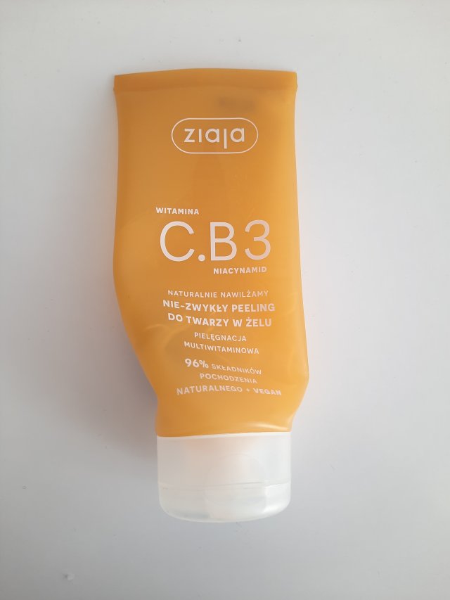 akcja denkowanie! grudzień - kosmetyki w świątecznych opakowaniach i świątecznych kolorach 🎄❄️⛄🎀🎁🎅