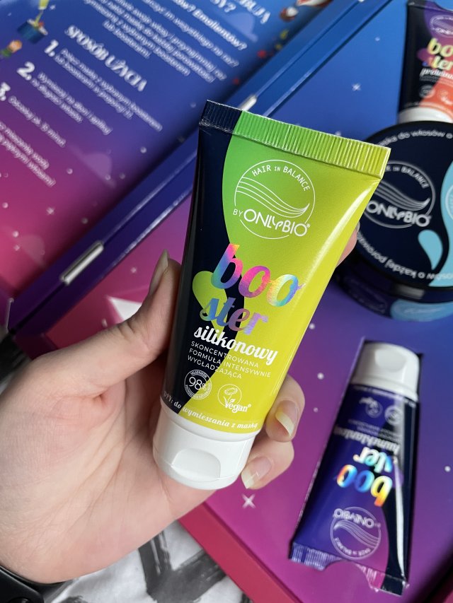 OnlyBio Hair in Balance, Booster do włosów, Silikonowy, Skoncentrowana formuła, Intensywnie wygładzająca 