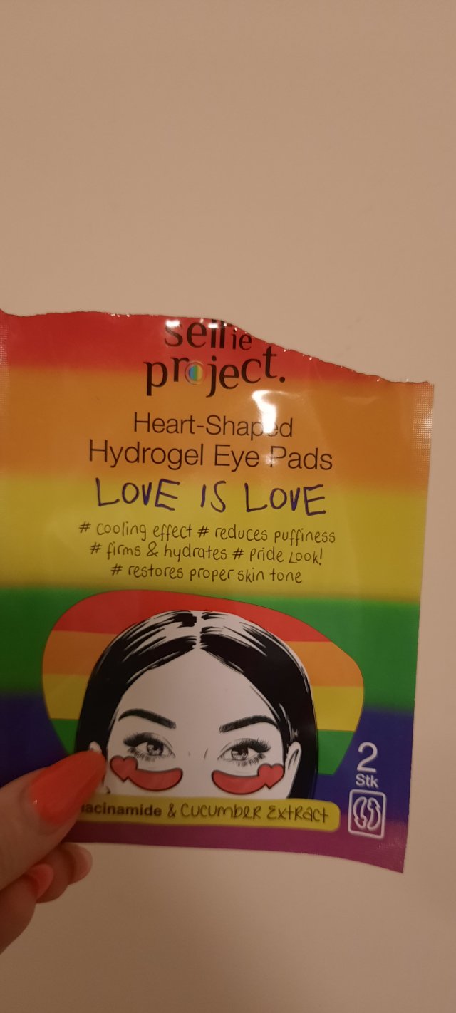 akcja denkowanie! grudzień - kosmetyki w świątecznych opakowaniach i świątecznych kolorach 🎄❄️⛄🎀🎁🎅