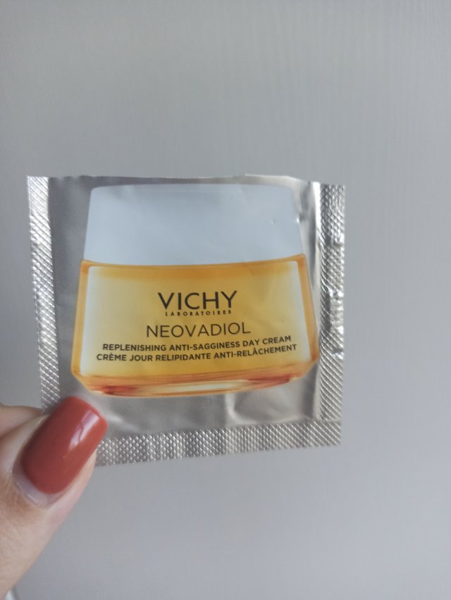 akcja denkowanie! grudzień - kosmetyki w świątecznych opakowaniach i świątecznych kolorach 🎄❄️⛄🎀🎁🎅