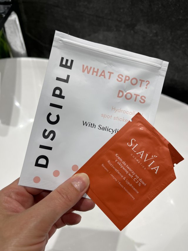 akcja denkowanie! grudzień - kosmetyki w świątecznych opakowaniach i świątecznych kolorach 🎄❄️⛄🎀🎁🎅