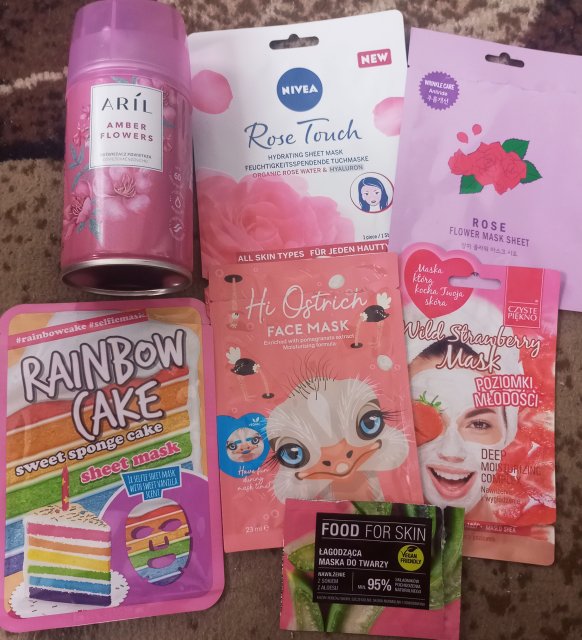 Denkowanie część druga :) Grudzień, kosmetyki w świątecznych opakowaniach lub w świątecznych kolorach: czerwonym, zielonym i złotym 