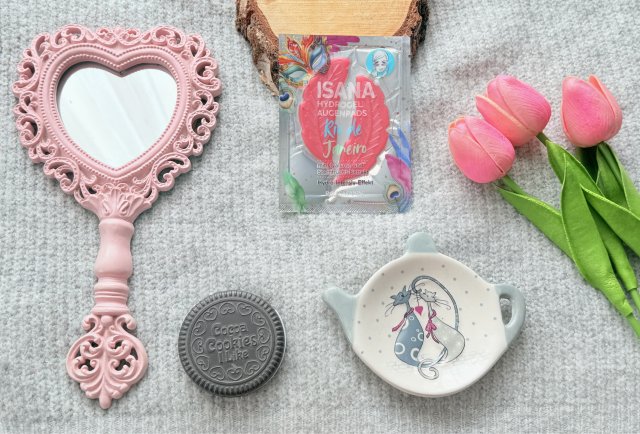 Isana Rio de Janeiro, Hydrożelowe płatki pod oczy, Z kwasem hialuronowym i ekstraktem z gwieździstego owocu