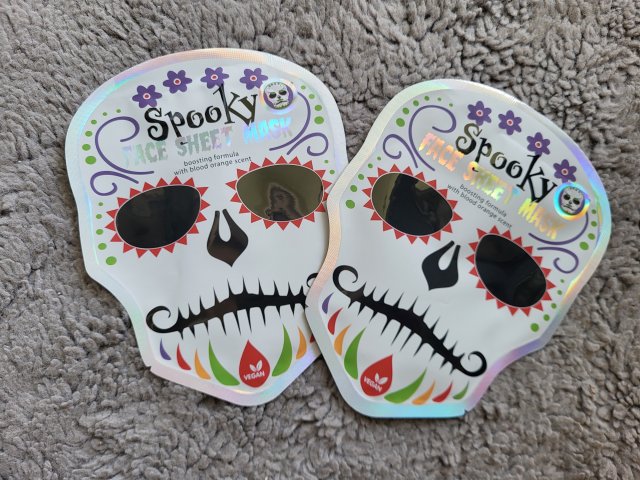 Maxbrands Marketing B.V. Face Sheet Mask, Maseczka do twarzy w płacie, Spooky