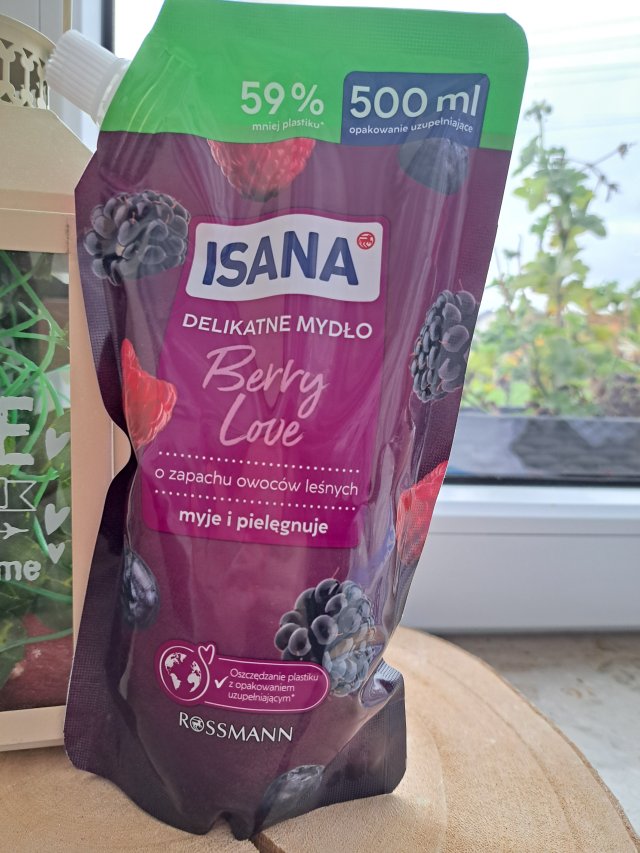 Isana Mydło w płynie, Berry Love 