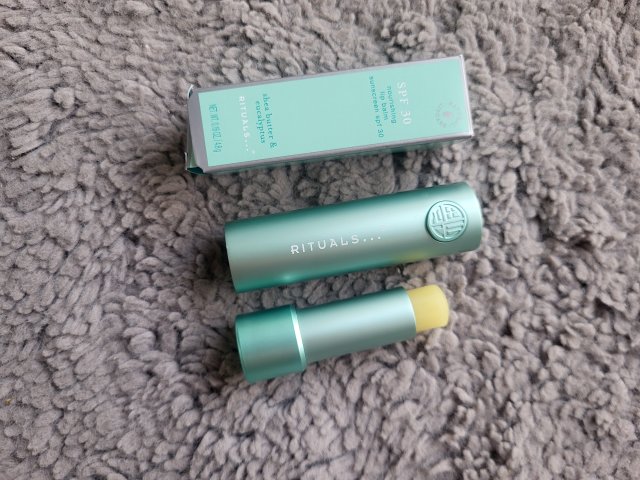 RITUALS Balsam do ust, Masło shea i eukaliptus