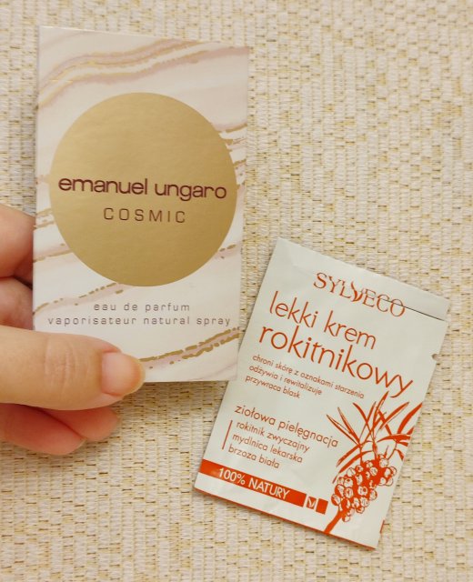 Denkowanie część druga :) Grudzień, kosmetyki w świątecznych opakowaniach lub w świątecznych kolorach: czerwonym, zielonym i złotym 