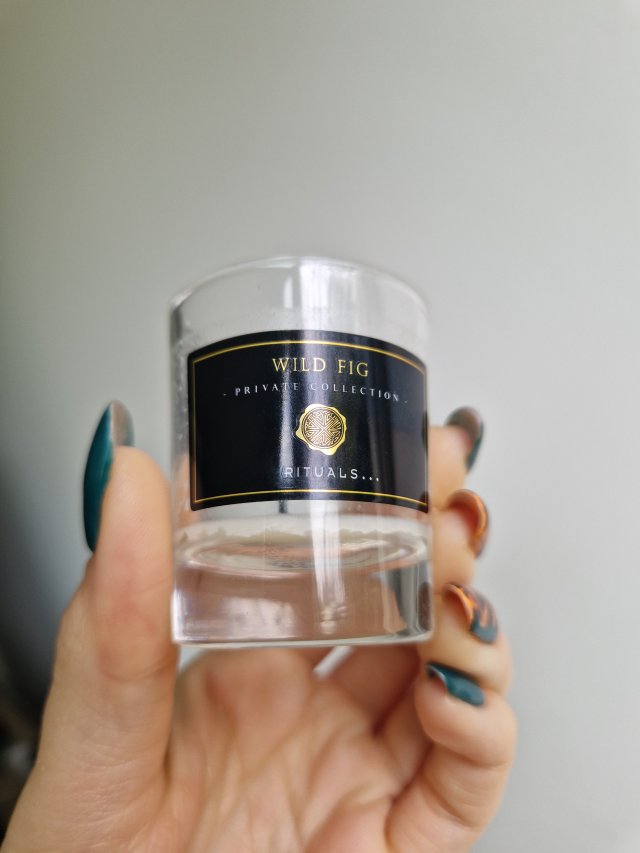 Denkowanie część druga :) Grudzień, kosmetyki w świątecznych opakowaniach lub w świątecznych kolorach: czerwonym, zielonym i złotym 