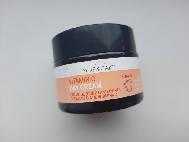 Denkowanie część druga :) Grudzień, kosmetyki w świątecznych opakowaniach lub w świątecznych kolorach: czerwonym, zielonym i złotym 