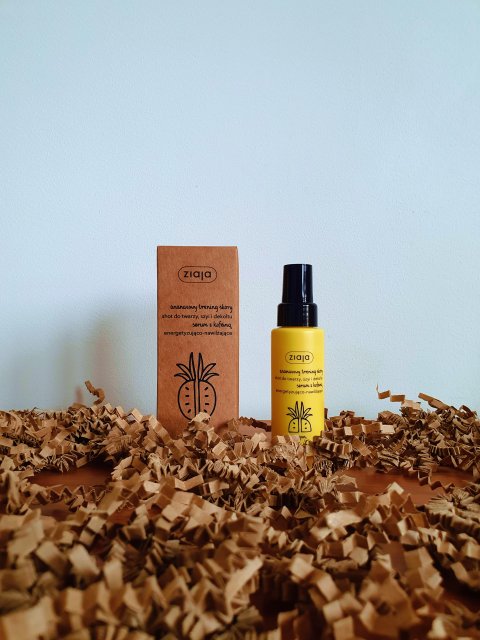 Ziaja Ananasowy trening skóry Energetyzująco-nawilżający shot serum do twarzy z kofeiną