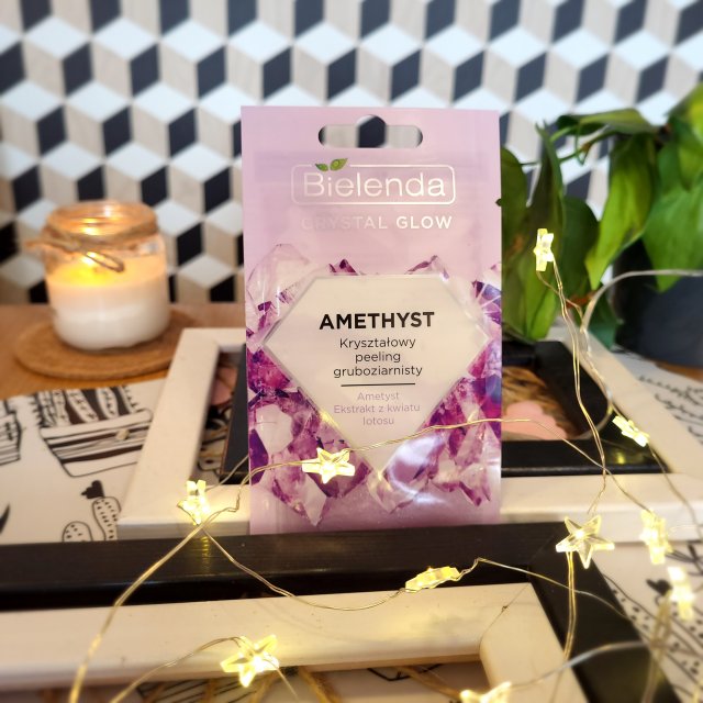 Bielenda Crystal Glow, Peeling do twarzy, Kryształowy, Gruboziarnisty, Amethyst, Ametyst i ekstrakt z kwiatu lotosu