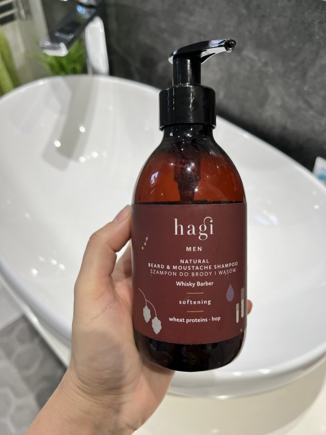 Denkowanie część druga :) Grudzień, kosmetyki w świątecznych opakowaniach lub w świątecznych kolorach: czerwonym, zielonym i złotym 