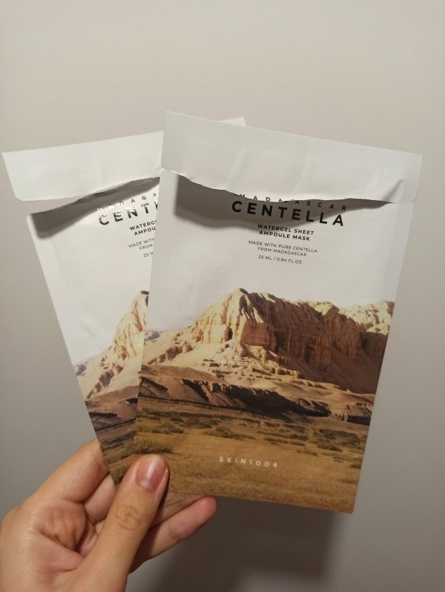 Denkowanie część druga :) Grudzień, kosmetyki w świątecznych opakowaniach lub w świątecznych kolorach: czerwonym, zielonym i złotym 